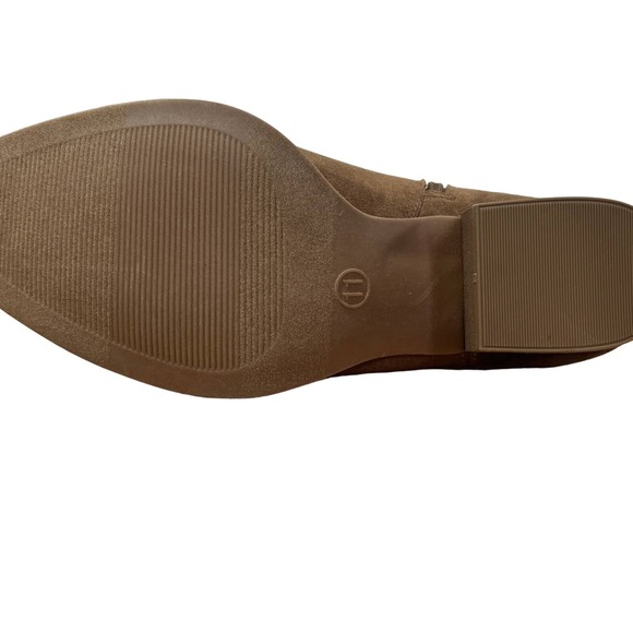 "Universal Thread Women’s Heeled Ankle Boots - Brown Suede, Size 10" - Picture 4 of 4